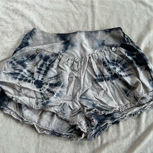 American Eagle shorts, size XXS.